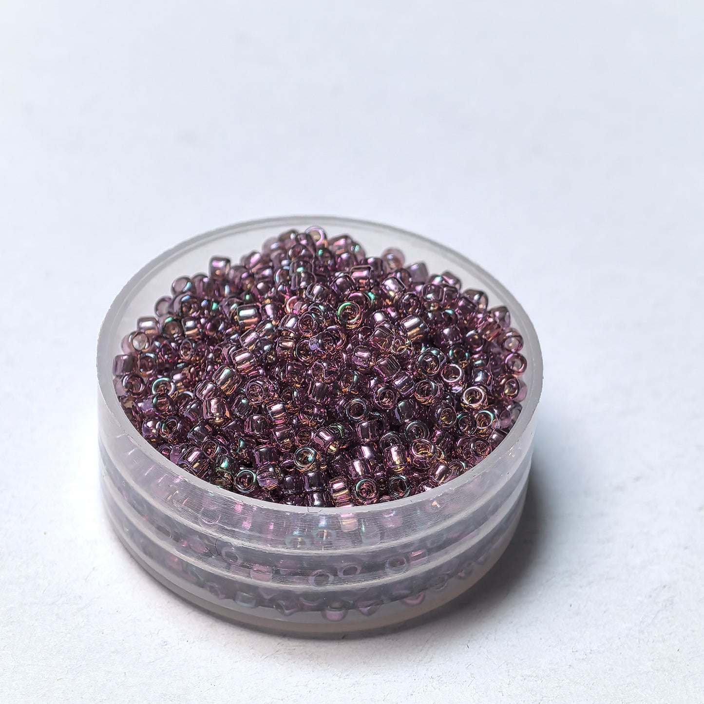 TOHO Round Seed Beads 15/0 #425