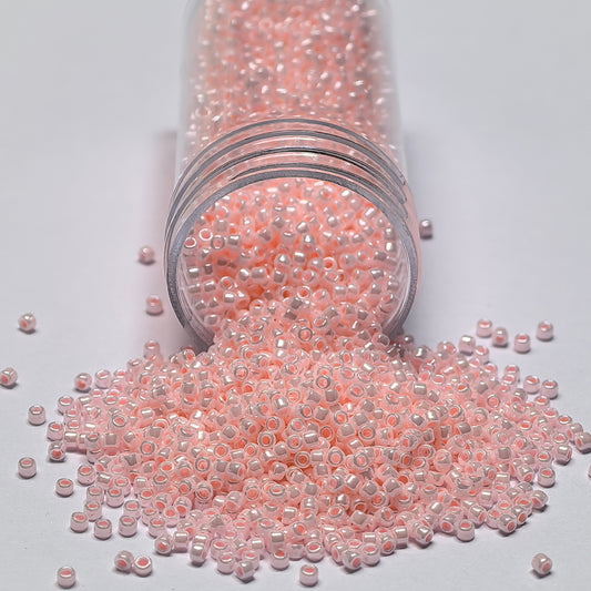 TOHO Round Seed Beads 15/0 #126